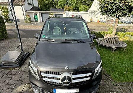Mercedes-Benz V 250 d Autom. EDITION lang Tisch, Sportfahrwerk