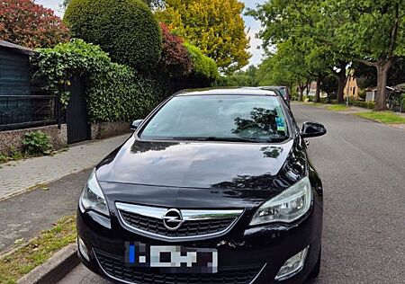 Opel Astra J 1.4 Turbo, TÜV 03/27