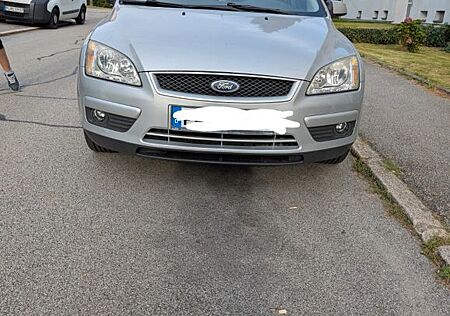 Ford Focus 1,6 Style Style