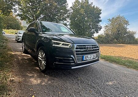 Audi Q5 2.0 TDI 140kW S tronic quattro sport sport