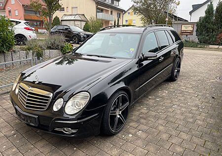 Mercedes-Benz E 320 CDI AVANTGARDE Luftfahrwerk 19 Zoll Felgen