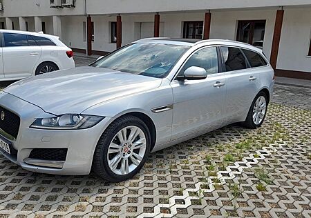 Jaguar XF 20d AWD 180PS Prestige Sportbrake Auto. P...