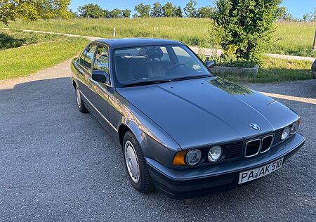 BMW 520i E34 TÜV 06/2026