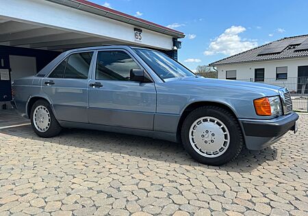 Mercedes-Benz 190 , Autom, Standh, Leder, Schiebed. Klima,Rostf