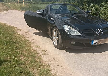 Mercedes-Benz SLK 200 SLK200Kompressor/schwarzLEDERschwarzAIRSCARF