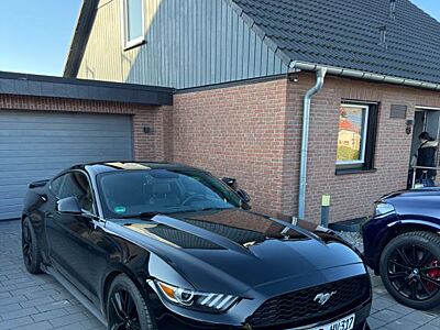 Ford Mustang 2.3 EcoBoost -