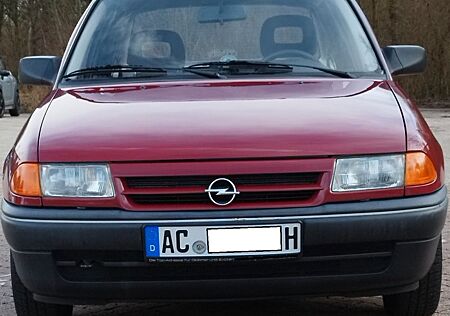 Opel Astra "F" 1,4 GLS, Oldtimer mit H-Zulassung