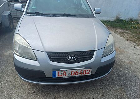 Kia Rio 1.4 EX
