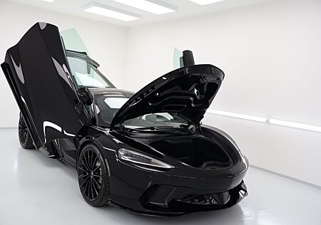 McLaren GT~620~Glasdach~D.Fzg.~U.Frei~Scheckheft~Leder