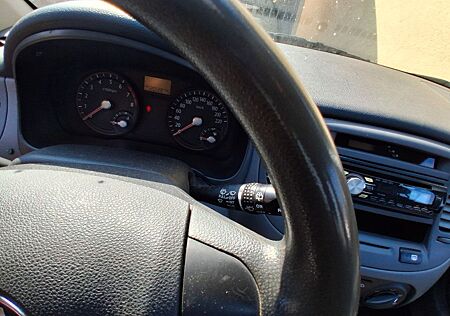 Kia Rio 1.4 EX EX