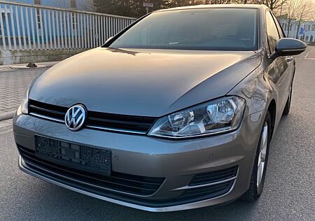 VW Golf Volkswagen VII Lim. Trendline BMT