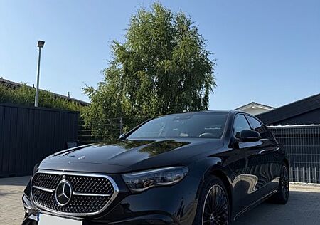 Mercedes-Benz E 400 E EXCLUSIVE PREM+/4M/20/HUD/3D/SUPER/BUR4D/NIGHT
