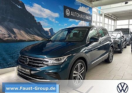 VW Tiguan Volkswagen Elegance DSG 4M Panodach AHK Leder Vienna