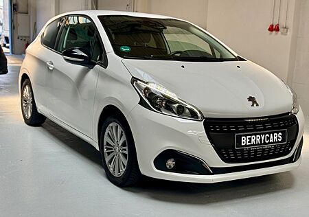 Peugeot 208 1.2 Allure PureTech 110*KLIMA*LEDER*KAMERA