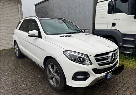 Mercedes-Benz GLE 350 d 4MATIC -Panorama Dach AHK