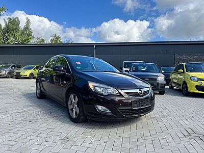 Opel Astra J  1.7 Diesel .5-trg. Sport Tüv 08.2027