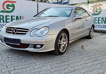 Mercedes-Benz CLK 350 Coupe AMG Packet Avantgarde Leder Navi