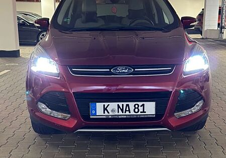 Ford Kuga 2,0 TDCi / 180 PS / Automatik / Unfallfrei