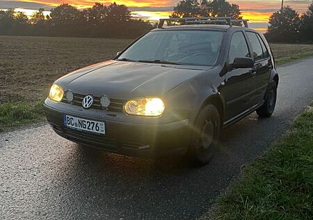 VW Golf Volkswagen 1.4 Basis Basis