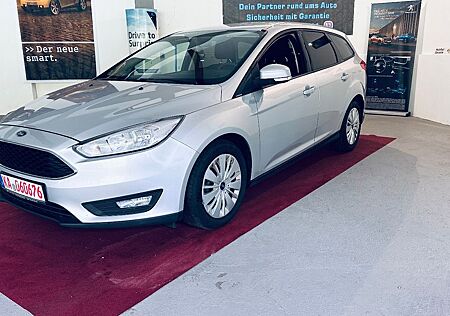 Ford Focus 1.5 Tdci Turnier Trend NAVI