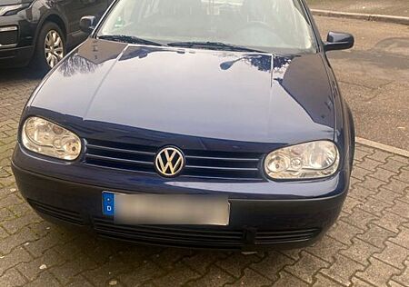 VW Golf Volkswagen 1.4 Basis
