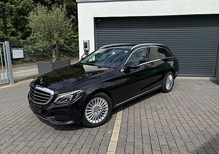 Mercedes-Benz C 220 C 220d Exclusive -LED-Pano-AHK-Teilleder-