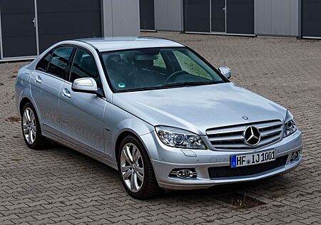 Mercedes-Benz C 230 | V6 | Schalter | Avantgarde