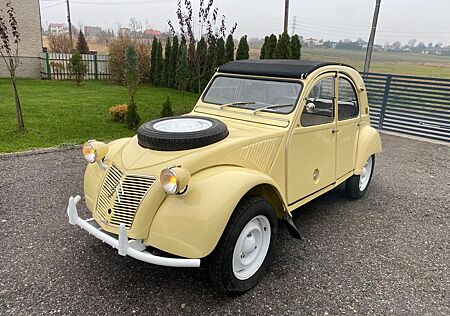 Citroën 2 CV SAHARA