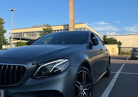 Mercedes-Benz E 400 E400*4M*Massage*Pano*AMGLine*Burmstr*Heudupdsply