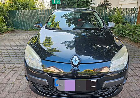 Renault Megane 3 Schrägheck Rentner Fahrzeug