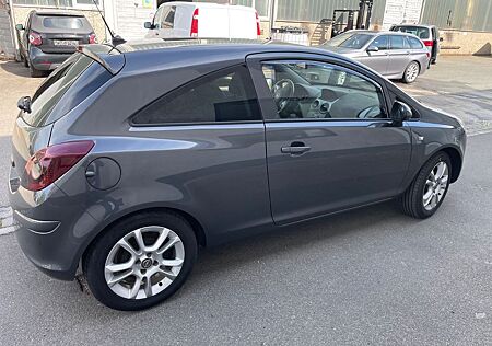 Opel Corsa 1.4 Sport