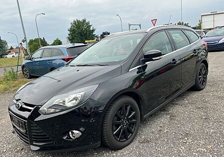 Ford Focus 1.0 EcoBoost Turnier Titanium