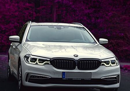 BMW 530d xDrive Touring A -