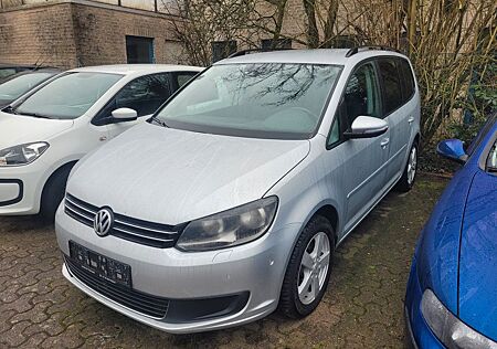 VW Touran Volkswagen Style