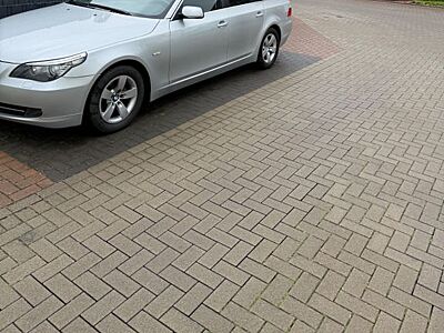 BMW 523i touring -