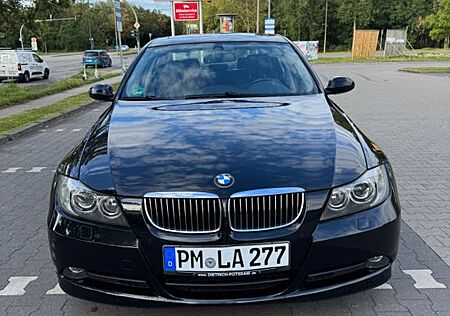 BMW 325i Automatik SHZ Schiebedach Navi
