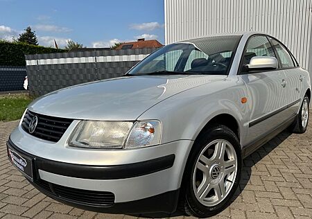 VW Passat Volkswagen 1.6l Elegance Youngtimer Top Zustand