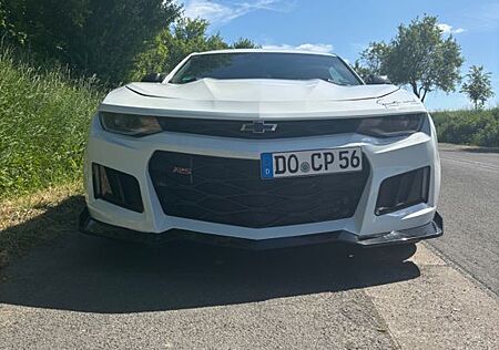 Chevrolet Camaro 2.0 I4 TURBO, ZL1 Optik, Maxhaust V8 Soun