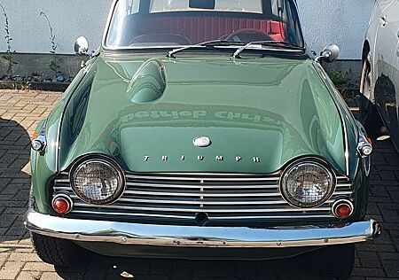 Triumph TR4A IRS