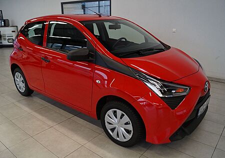 Toyota Aygo (X) Aygo 1,0i X-Business*Klima*Bluetooth*Multifunk.*