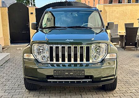 Jeep Cherokee Limited 2.8 CRD *Automatik *TÜV Neu