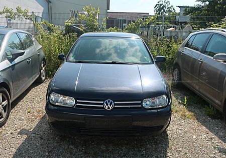 VW Golf Volkswagen 1.8T 132 kW GTI