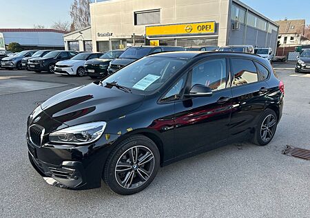 BMW 220 Active Tourer i Sport Line *Navi*AT-Getriebe