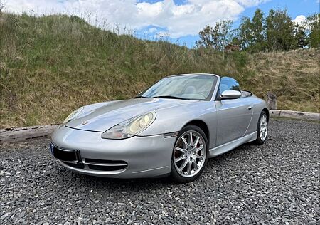 Porsche 911 Urmodell 911 Carrera Cabrio 996 GT3 Sportausstattung
