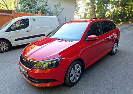 Skoda Fabia 1.2l TSI Cool Edition Combi Cool Edition