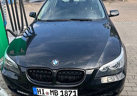 BMW 520i -