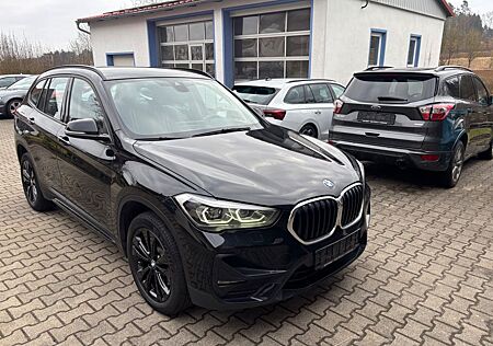 BMW X1 xDrive 20 d Sport Line,8fach,AHK,HUD,RFK,LED,