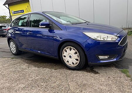 Ford Focus Lim. Trend 1.5 TDCI Automatik TÜV 1. Hand