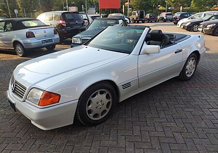 Mercedes-Benz SL 300 nur 79.000 KM TÜV NEU