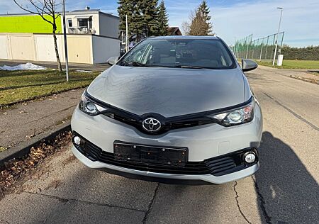 Toyota Auris Team Deutschland 1,2-l-Turbo S/S Team ...